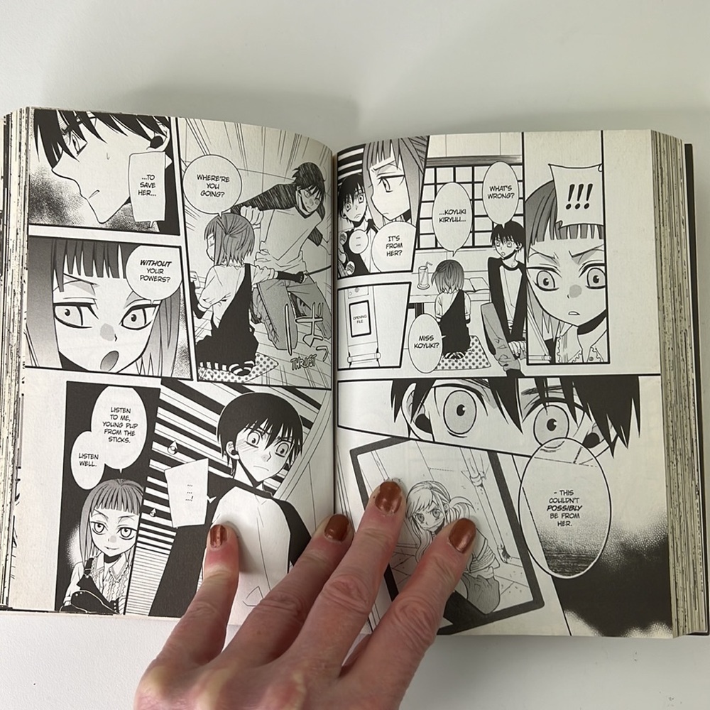 SHINSHOKAN Wolf  God Volume 1 Japanese Manga Book - Picture 4 of 6